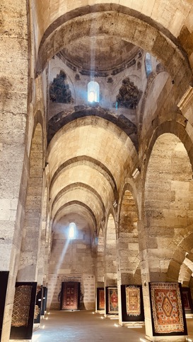 interno del caravanserraglio