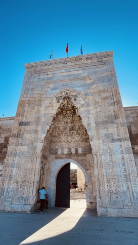 Entrata Caravanserraglio